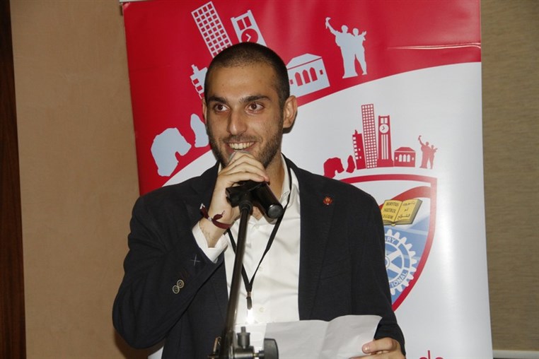 Rotaract Jamais en Vain,Toujours en Vin